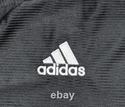 1999/00 Real Madrid Away Jersey #3 Roberto Carlos Large adidas reissue kit