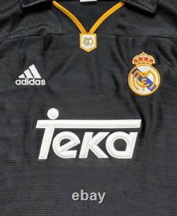 1999/00 Real Madrid Away Jersey #3 Roberto Carlos Medium adidas reissue kit