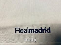 2005-2006 Iconic Real Madrid Home Soccer Jersey David Beckham Size XL