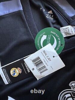 2016/17 Real Madrid Third Jersey #7 RONALDO Small adidas 3rd Soccer CR7 kit