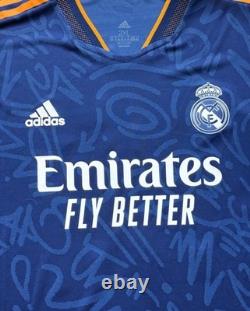 2021/22 Real Madrid Authentic Away Jersey #20 Vini Jr 2XL Long Sleeve Player Kit