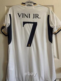 2023/2024 Real Madrid Authentic Home Jersey #7 VINI JR. Medium Player Issue