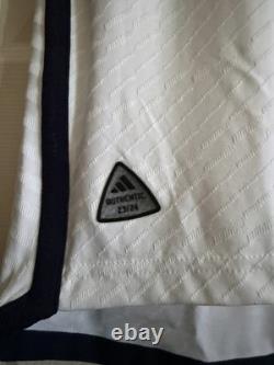 2023/2024 Real Madrid Authentic Home Jersey #7 VINI JR. Medium Player Issue