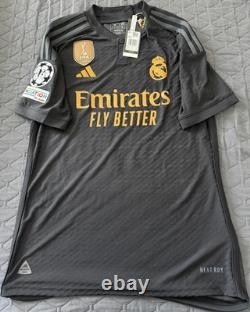 2023/2024 Real Madrid Authentic Third Jersey #5 BELLINGHAN Medium Player Issue