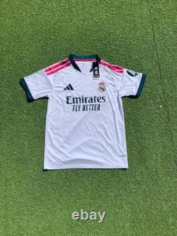 2026 Real Madrid Away Jersey New with Tags Sizes (S, M, L, XL, 2XL, 3XL)