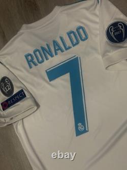 Adidas Real Madrid 17/18 Champions Final Ronaldo Home Soccer Jersey AZ8059 sz M