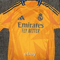 Adidas Real Madrid 2024/25 Authentic Away Jersey Kit Size Medium IZ1642