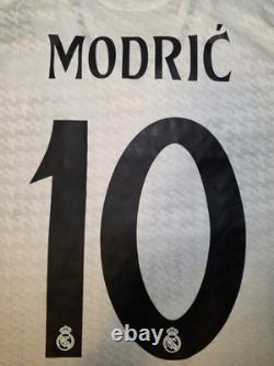 Adidas Real Madrid 2024/25 Home Authentic Jersey Modric #10 Sz M NEW IX8095