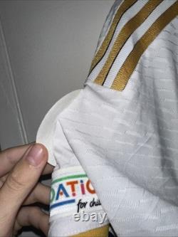 Adidas Real Madrid 23/24 Home Jersey Authentic, Size Medium, #5 Jude Bellingham