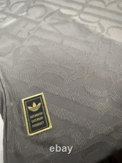 Adidas Real Madrid 24/25 Authentic Soccer Third Jersey IY1761 Gray Mens Sz LARGE