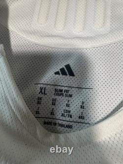 Adidas Real Madrid 25/26 Home Authentic Jersey Size XL