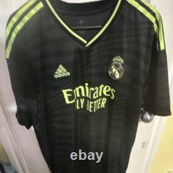 Adidas Real Madrid Modric 10 Soccer Jersey XL Black Yellow