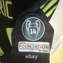 Adidas Real Madrid Modric 10 Soccer Jersey XL Black Yellow