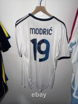 Adidas Real Madrid Modric #19 12/13 Size XL AUTHENTIC