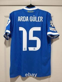 Arda Guler #15 Mens MEDIUM Adidas Real Madrid Third Authentic UCL Jersey