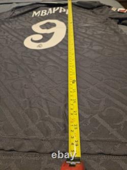 Authentic 2024-25 ADIDAS Real Madrid Jersey Mbappe #9 XL NWT