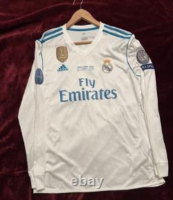 Authentic Cristiano Ronaldo Real Madrid 17/18 UCL Final Long Sleeve Home Jersey