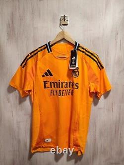 Authentic Real Madrid 2024 2025 away Size M Adidas shirt jersey soccer football