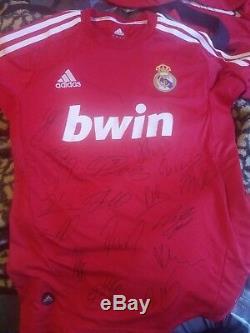 Autographed 2010 2011 Real Madrid Full Squad Jersey