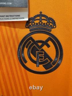 Bellingham #5 Men's XL Adidas Real Madrid Authentic Away Limited Edition Jersey