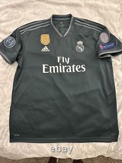 Benzema #9 Mens XL Real Madrid Champions League Away Jersey