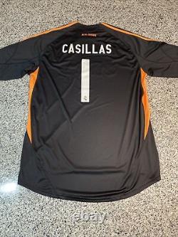 CASILLAS REAL MADRID Jersey Soccer 2XL 2009-2010 #1