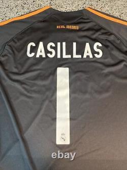 CASILLAS REAL MADRID Jersey Soccer 2XL 2009-2010 #1