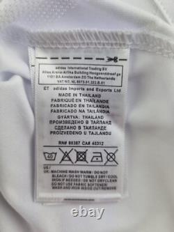 Cristiano Ronaldo CR7 Real Madrid 2017-2018 Hand Signed withCOA Free shipping