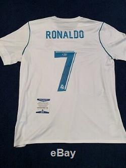 Cristiano Ronaldo Real Madrid Signed Autographed Jersey Beckett Bas Witness