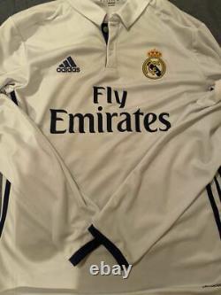 Cristiano Ronaldo's signature uniform Real Madrid With certificate Soccer
