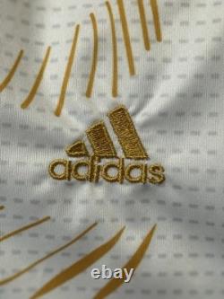 Eal Madrid 2021-22 UCL Final Paris Jersey Benzema #9 Size S Mint Condition