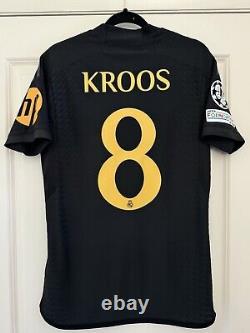 Kroos #8 Mens SMALL Adidas Real Madrid Third Authentic Champions League Jersey