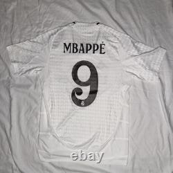 Kylian Mbappe Real Madrid Adidas Home Shirt 2024/25 NWT Medium