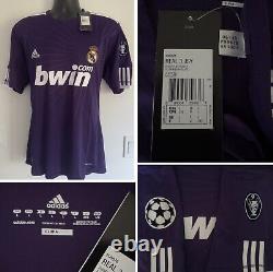 LARGE BNWT Real Madrid 2010/11 Third Jersey Shirt 10/11 3rd Top Kit Ronaldo Era