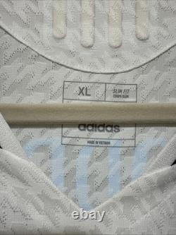 Luka Modric #10 Men's XL Adidas Real Madrid Home Authentic Jersey L/S