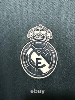 Luka Modric #10 Mens XL Real Madrid Away Champions League Jersey