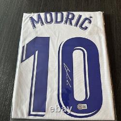 Luka Modric Signed Real Madrid Home Soccer Jersey #10 Beckett COA Adidas M