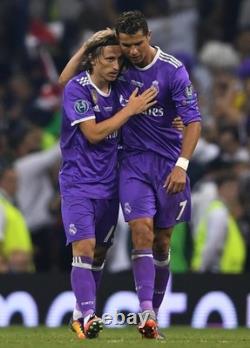 (M) BNWT Real Madrid 2016/17 Away Jersey Shirt 16/17 Kit Ronaldo Era 2017 Purple (M) BNWT Real Madrid 2016/17 Away Jersey Shirt 16/17 Kit Ronaldo Era 2017 Purple