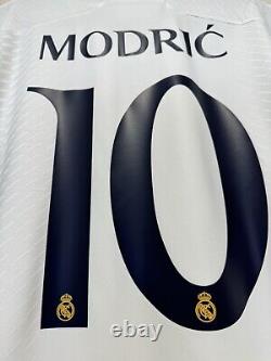 Modric #10 Men's XL Adidas Real Madrid Authentic Champions Final Jersey