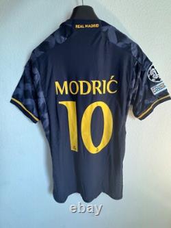 Modric #10 Mens LARGE Adidas Real Madrid Away Jersey Stadium Champions League