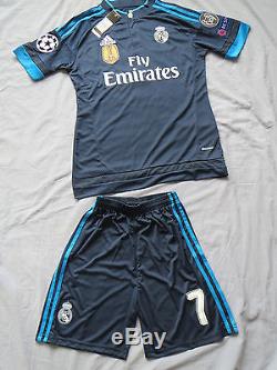 NEW Real Madrid soccer jersey, shorts, socks RONALDO Medium navy blue 3rd USseller