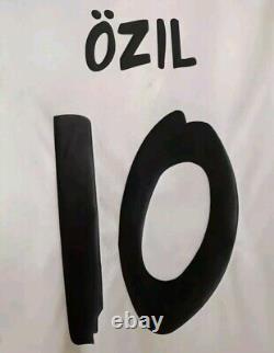 OZIL Real Madrid Adidas Soccer Jersey Kit Size LFP Patch MEDIUM