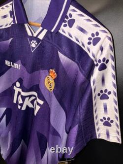 REAL MADRID 1996-1997 ORIGINAL JERSEY Size M REAL MADRID 1996-1997 ORIGINAL JERSEY Size M