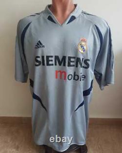 REAL MADRID 2004-2005 CASILLAS ORIGINAL JERSEY Size L (VERY GOOD)