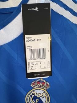 REAL MADRID 25/26 THIRD JERSEY LONG SLEEVE Size Large Trent