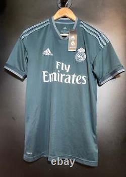 REAL MADRID KROOS 2018-2019 ORIGINAL JERSEY Size S