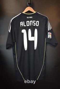 REAL MADRID XABI ALONSO 2010-2011 ORIGINAL JERSEY Size L