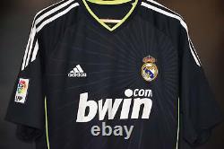 REAL MADRID XABI ALONSO 2010-2011 ORIGINAL JERSEY Size L