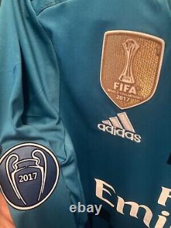 Rare Real Madrid 2017-2018 RONALDO #7 Size Small Long Sleeve
