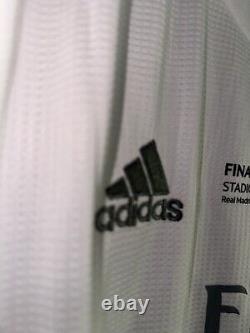Real Madrid 15/16 Ronaldo #7 Long Sleeve Champions League Final Jersey Men Large